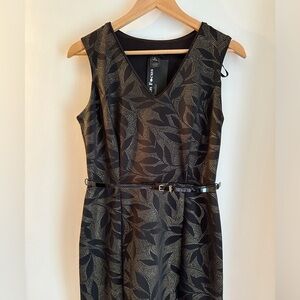 Black and gold sleeveless party dress 👗,M